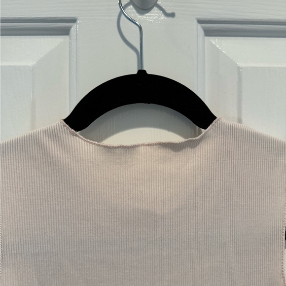 SHEIN Ribbed Cropped Neutral Sleeveless Top Size S - Picture 3 of 9